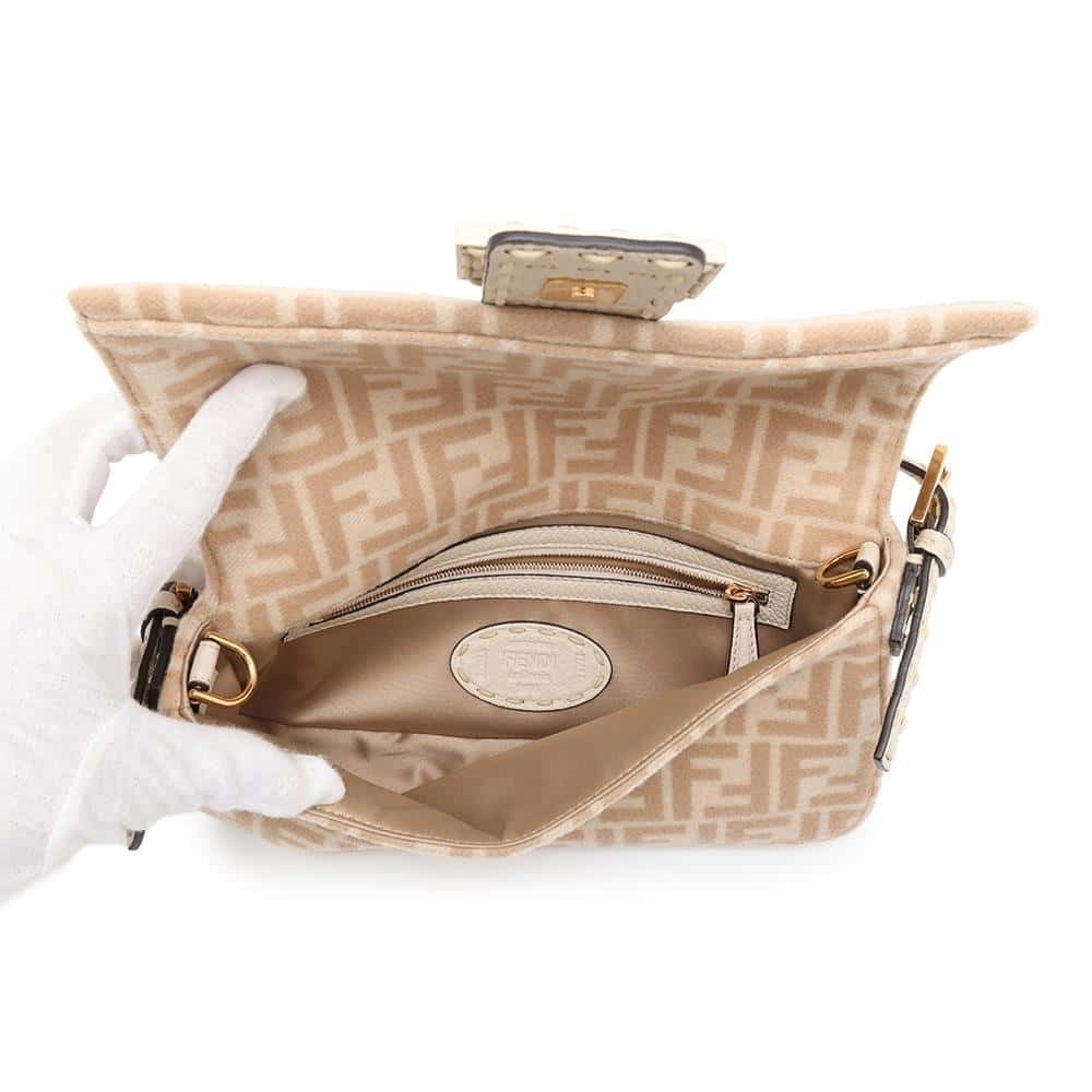 Fendi Zucca Baguette Wool Handbag - Picture 5 of 11